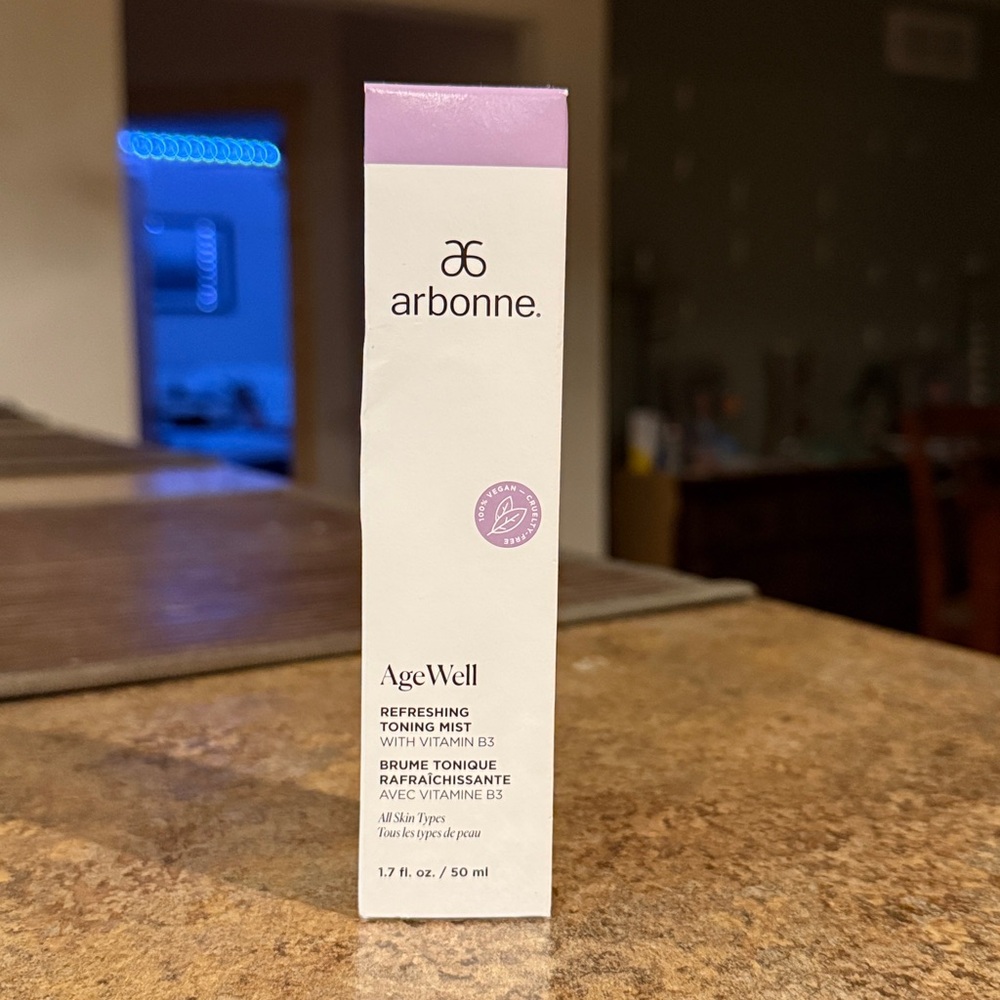 Arbonne AgeWell Toning Mist in White and Lavender